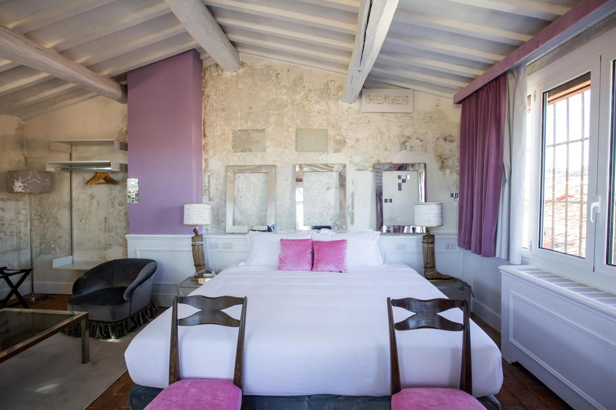 Oltrarno Splendid Bed & Breakfast ฟลอเรนซ์ ภายนอก รูปภาพ