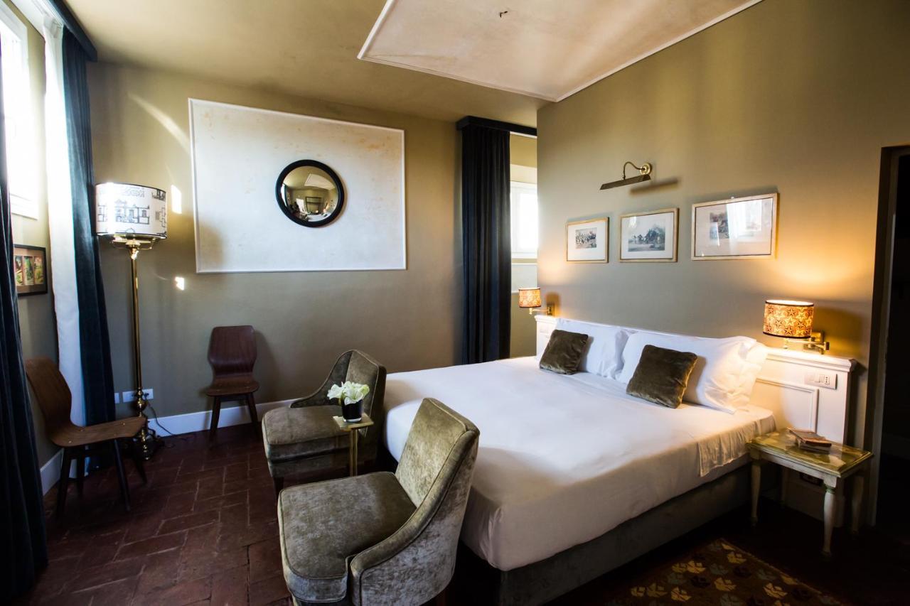 Oltrarno Splendid Bed & Breakfast ฟลอเรนซ์ ภายนอก รูปภาพ