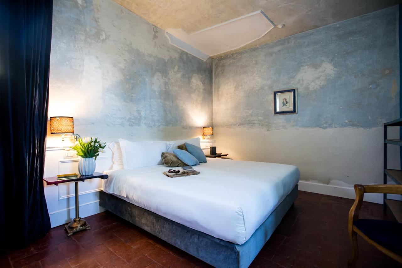 Oltrarno Splendid Bed & Breakfast ฟลอเรนซ์ ภายนอก รูปภาพ