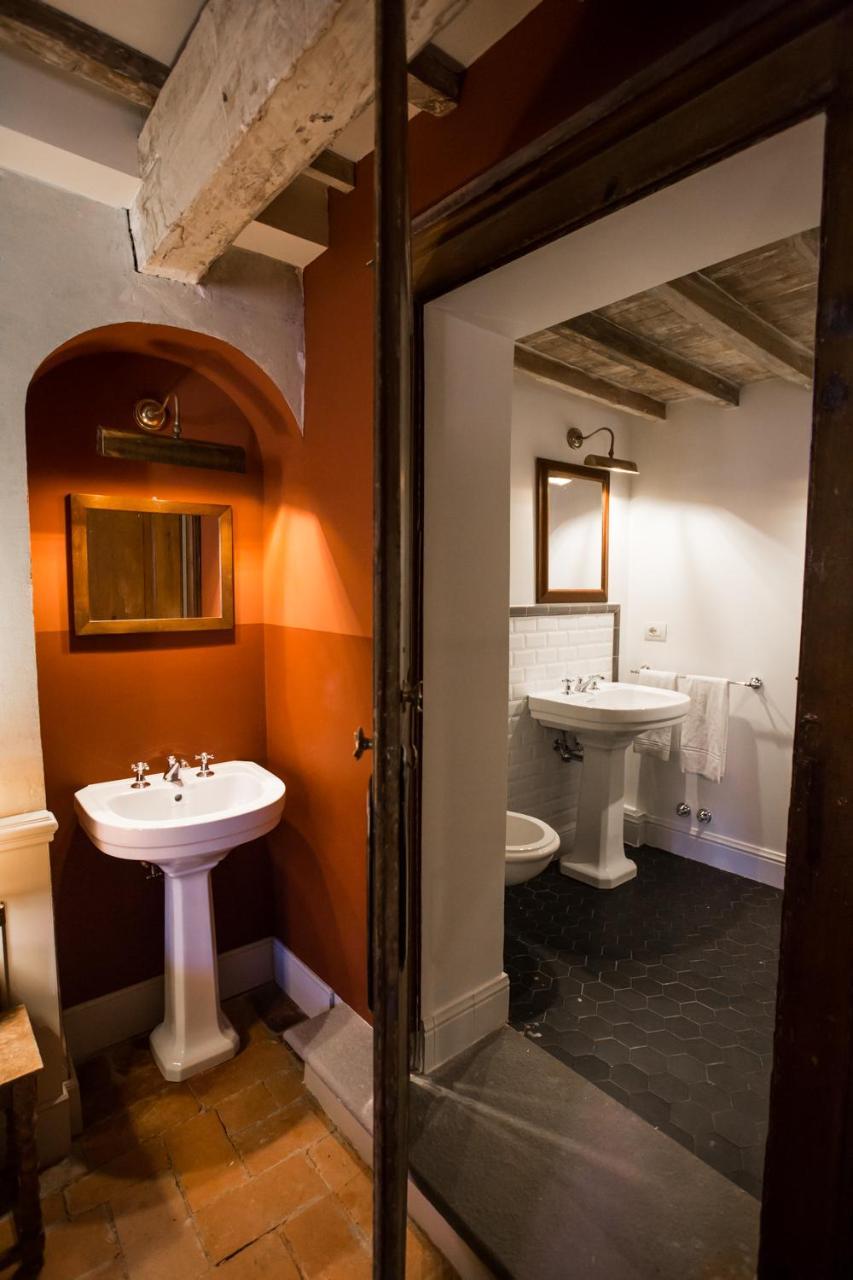Oltrarno Splendid Bed & Breakfast ฟลอเรนซ์ ภายนอก รูปภาพ