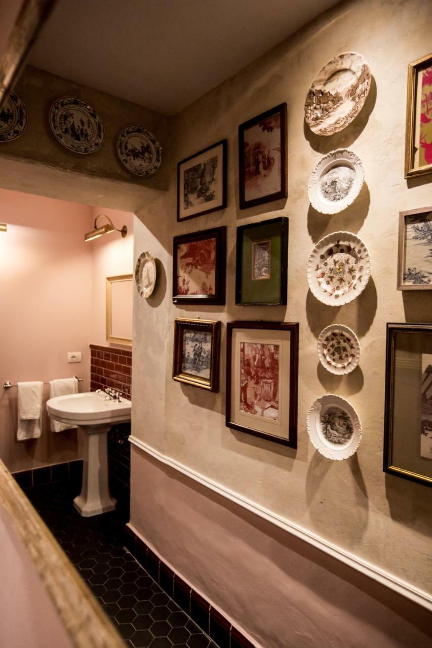 Oltrarno Splendid Bed & Breakfast ฟลอเรนซ์ ภายนอก รูปภาพ