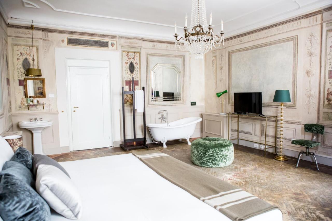 Oltrarno Splendid Bed & Breakfast ฟลอเรนซ์ ภายนอก รูปภาพ
